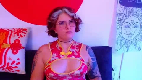 Live thumbnail for maddyredhairy