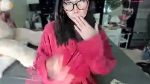 Live thumbnail for manilynforyou