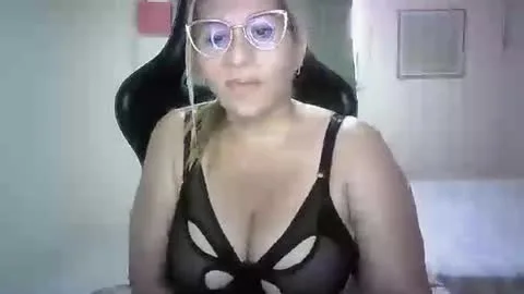 Live thumbnail for mariana995649