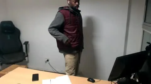 Live thumbnail for masterdomfuck