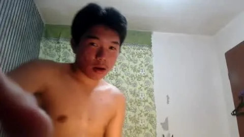 Live thumbnail for maxcum7