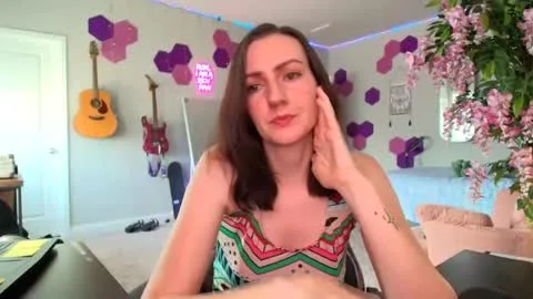 Live thumbnail for meredithbae