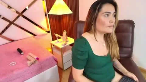 Live thumbnail for miaamadorvs
