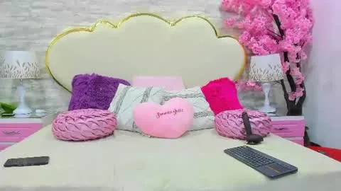 Live thumbnail for miadiamont