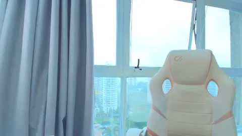 Live thumbnail for milf_tea