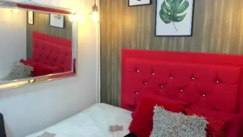 Live thumbnail for milfmonica1