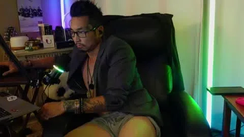 Live thumbnail for mr_kim69