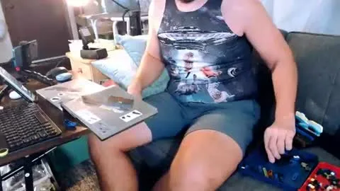 Live thumbnail for mysteriousdickhead