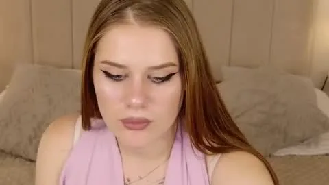 Live thumbnail for naomiflorres