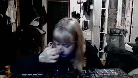 Photo of nichelleuseted
