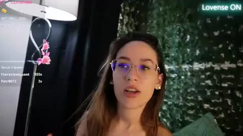 Live thumbnail for nicoleirisxxx