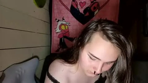 Live thumbnail for nonbinarybeauty20