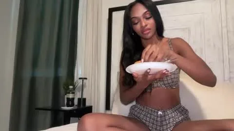 Live thumbnail for noodsovernudes