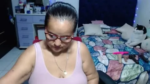 Photo of pervert_mommy_x