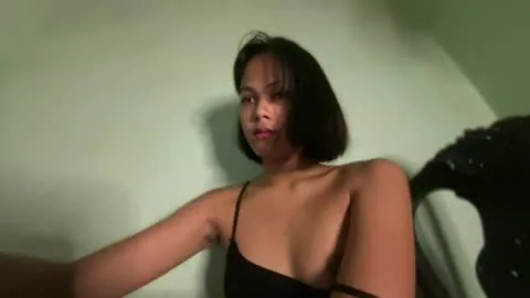 Live thumbnail for pussy_kittyxx
