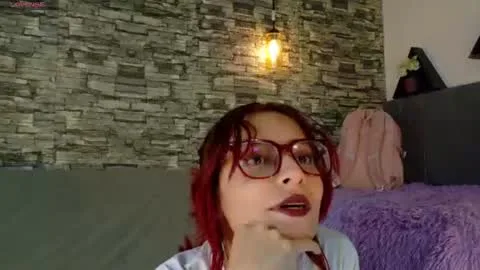 Live thumbnail for redmeloddy
