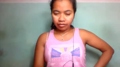Live thumbnail for rinah856024