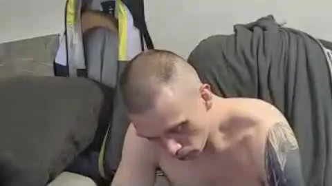 Live thumbnail for robertxxxpol