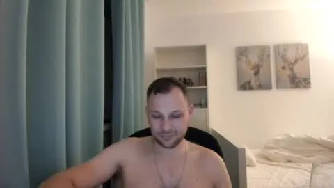 Live thumbnail for robintuurr