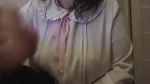 Live thumbnail for roxolanaa_sexy