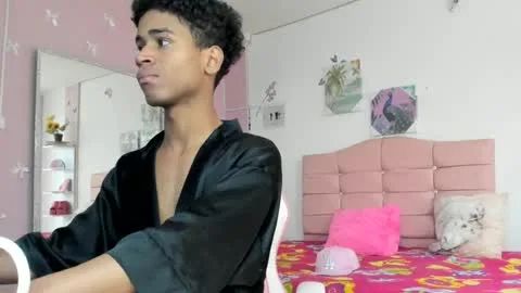 Live thumbnail for santy_bigcock_01