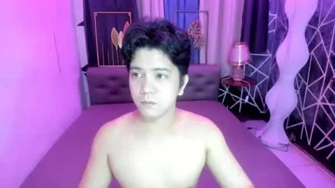 Live thumbnail for seductiveselfsuckerforyou
