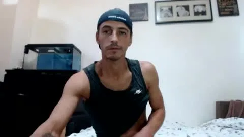 Live thumbnail for sexymuscle26