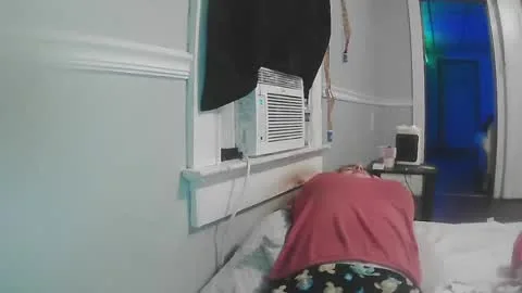 Live thumbnail for sexystripper69
