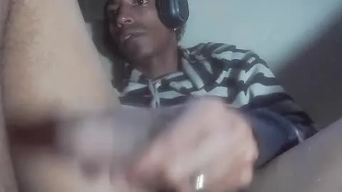 Live thumbnail for skinny_long_cock