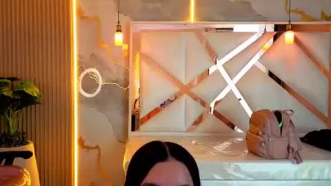 Live thumbnail for sophiadoll_tf