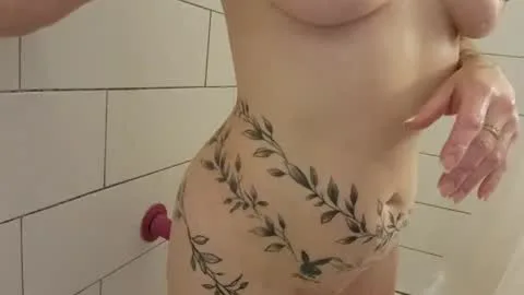 Live thumbnail for squirtwoman85