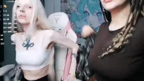Live thumbnail for succubus_leslie