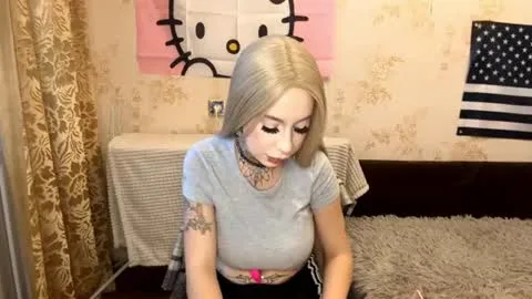 Live thumbnail for suzettemorss