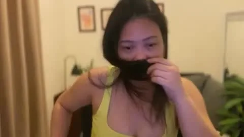 sweetestsmile_ live act