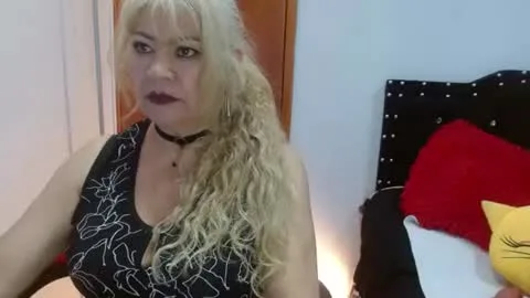 Live thumbnail for ursulawhite69