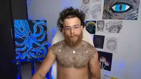 Live thumbnail for vickingcock7