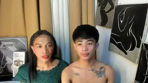 Live thumbnail for worthlybigcock09