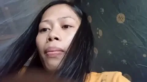 Live thumbnail for xkinnysingul_pinay