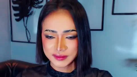 Live thumbnail for xxasian_goddessxx