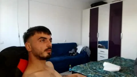 Live thumbnail for xxxdonpuiuuxxx