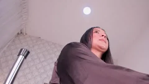 Live thumbnail for zoejenner_